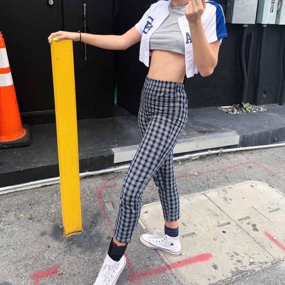 Brandy Melville cropped plaid pants